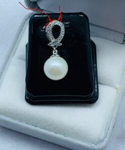 liontin south sea pearl white color