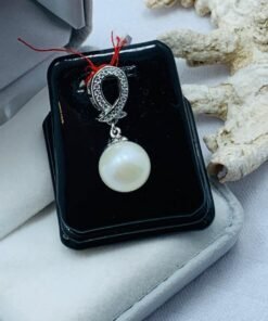 liontin south sea pearl white color