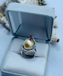 cincin south sea pearl gold color
